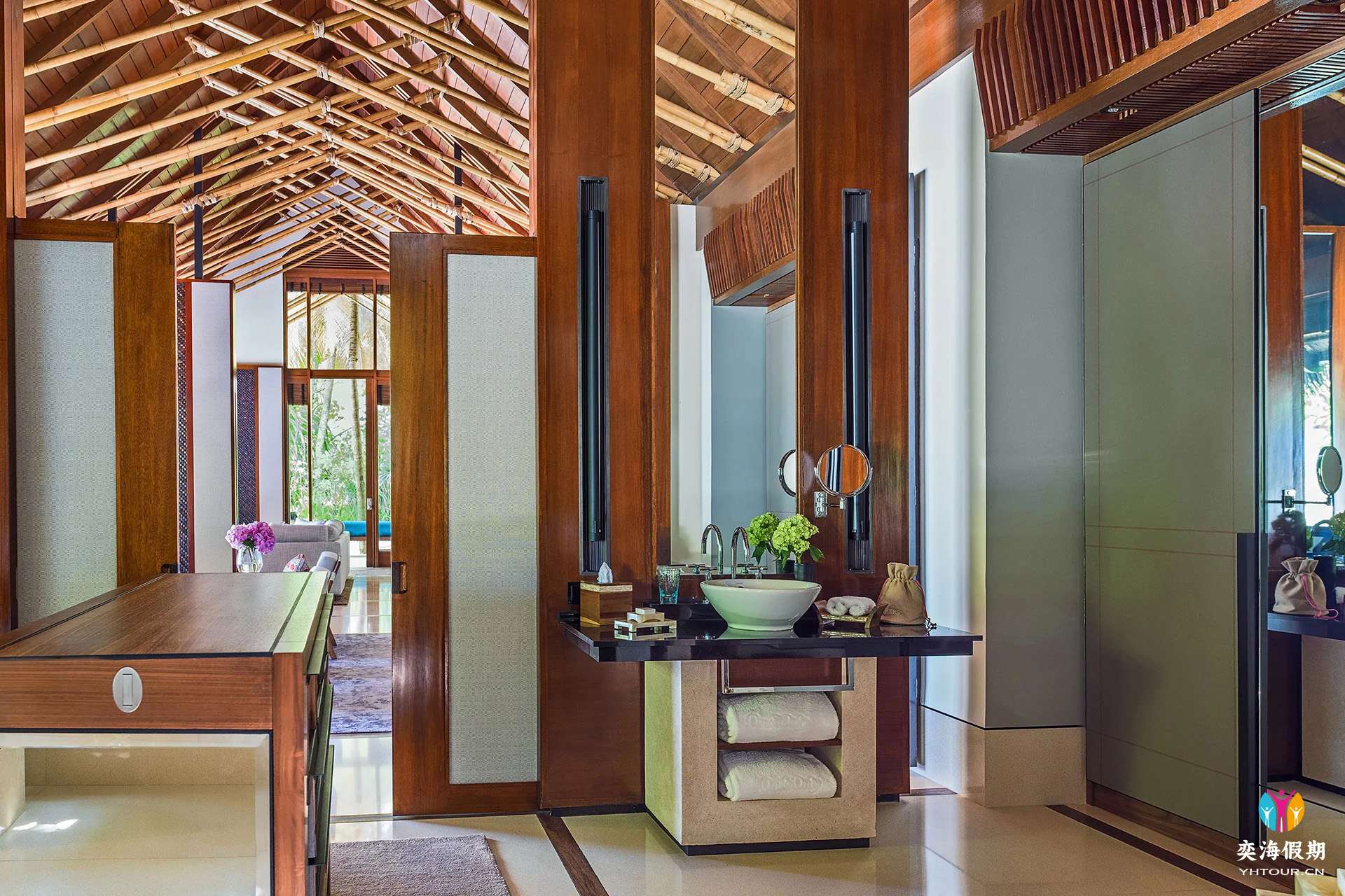 Grand Beach Villa 2-bedroom.webp (2).jpg