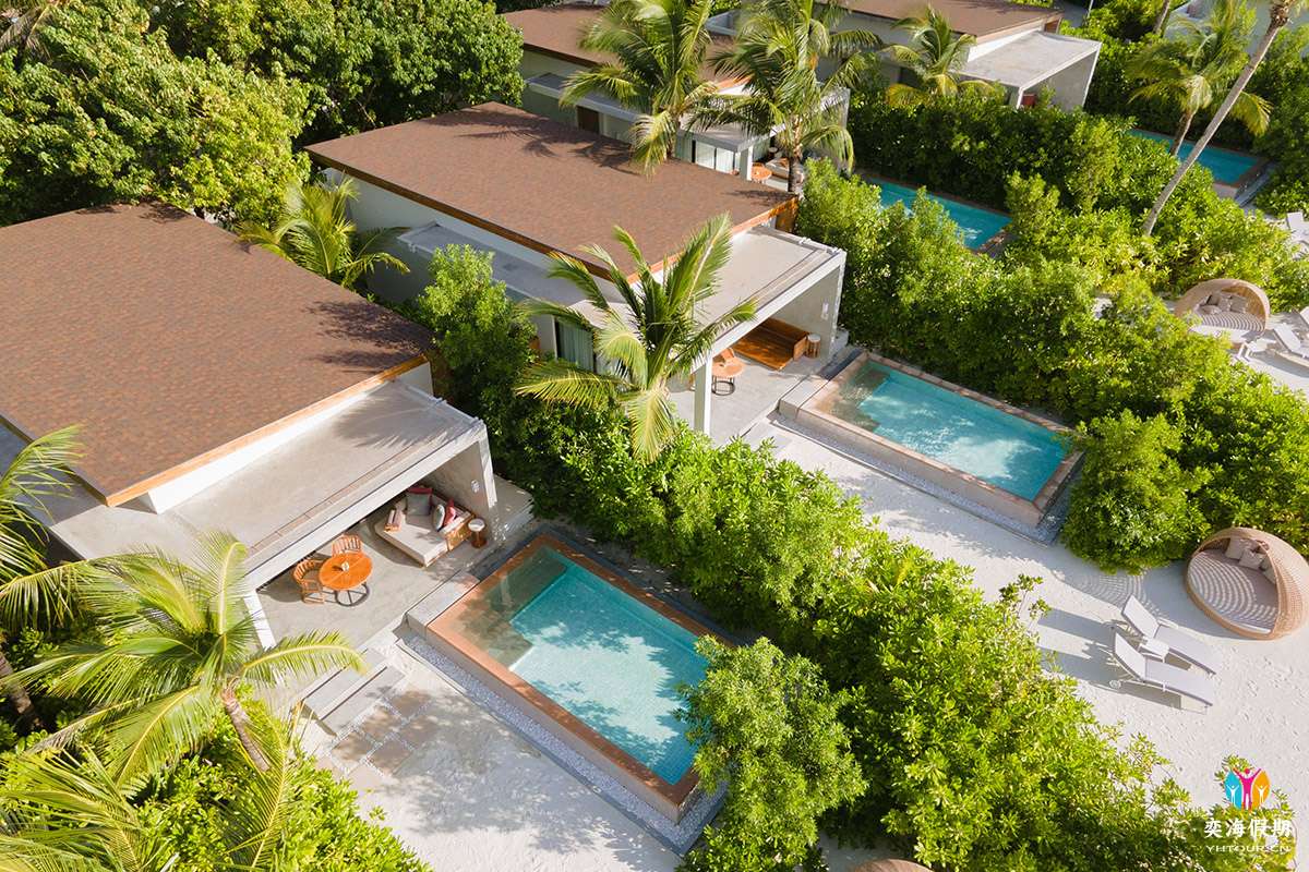 Beach Villa with Pool.jpg