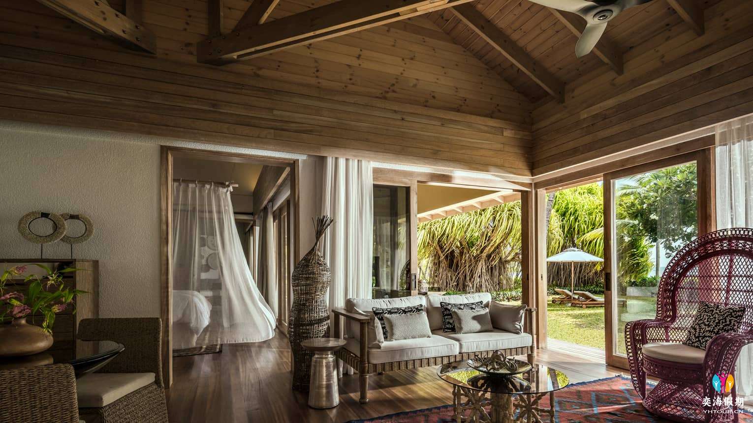 SUNSET BEACH SUITE.jpg