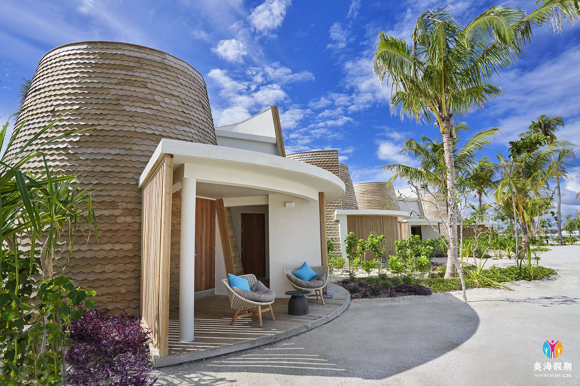 HRHM-Rock-Spa-Exterior.jpg