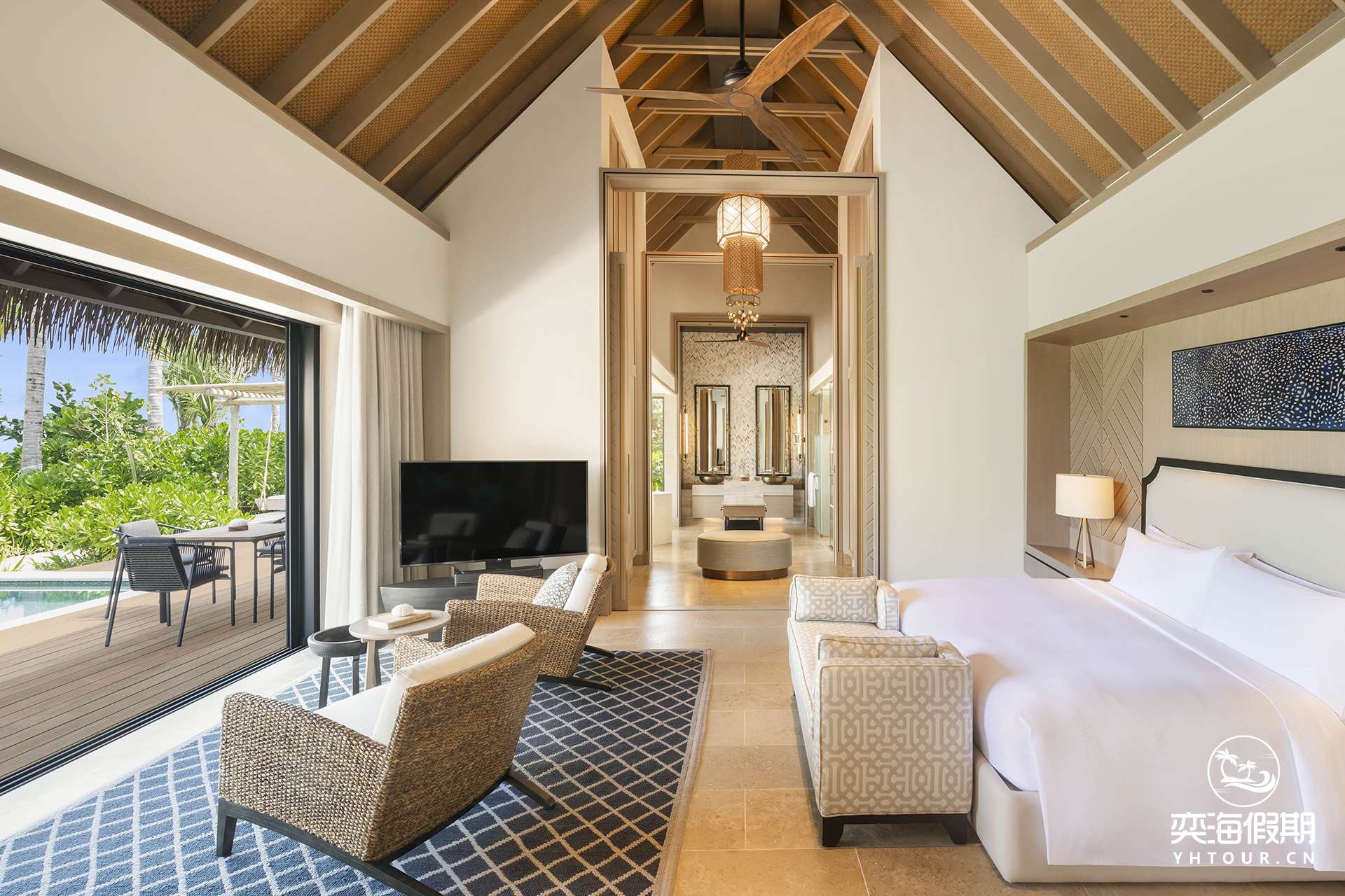 2. King Beach Villa Bedroom.jpg