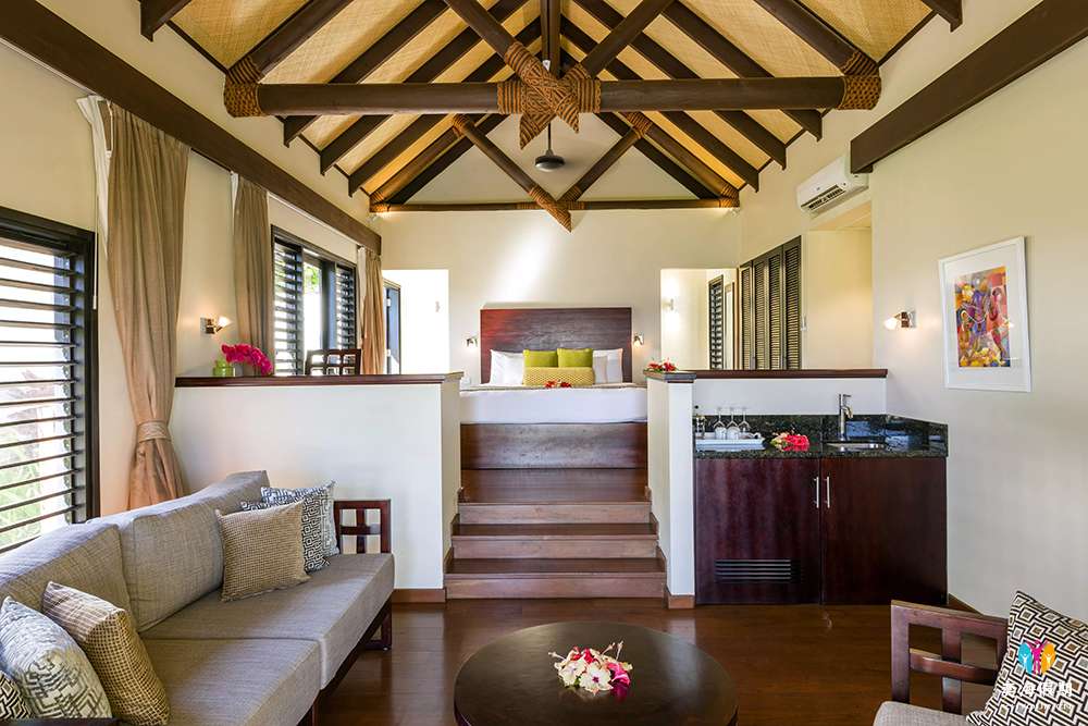 Beach Front Villa4.jpg