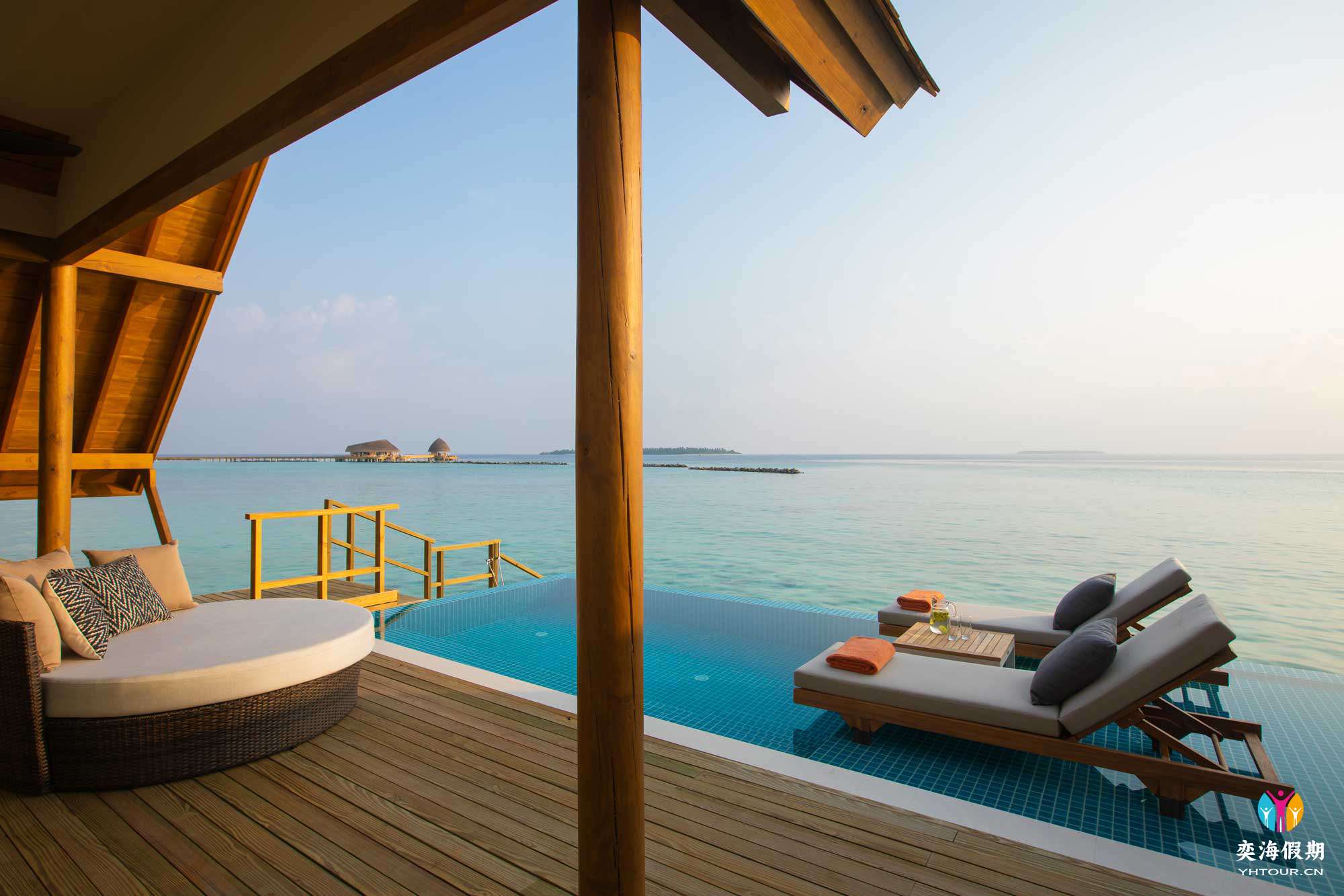 WATER VILLAS WITH POOL4.jpg