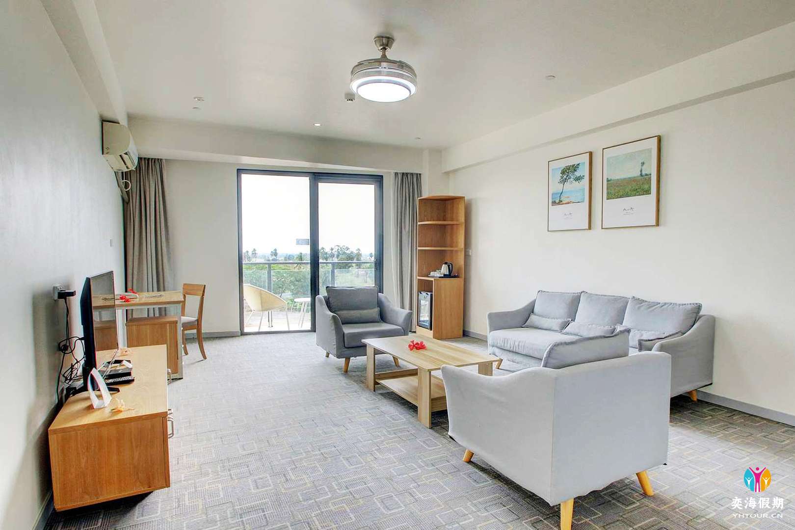 Suite Room.jpg