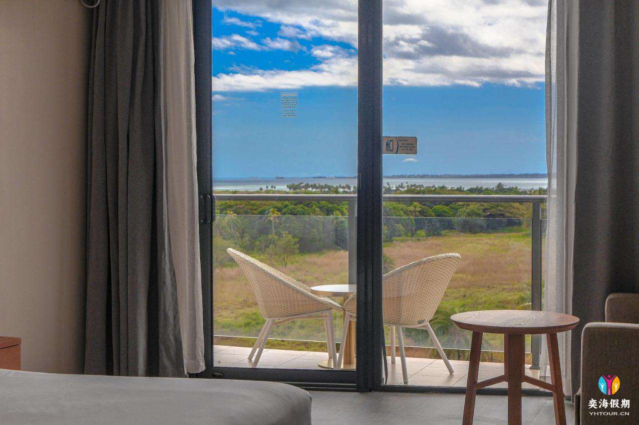 Suite Room (2).jpg