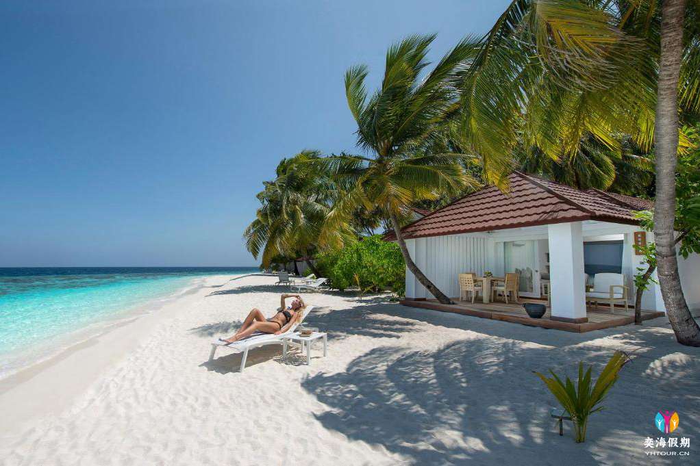 Beach Front Villa5.jpg