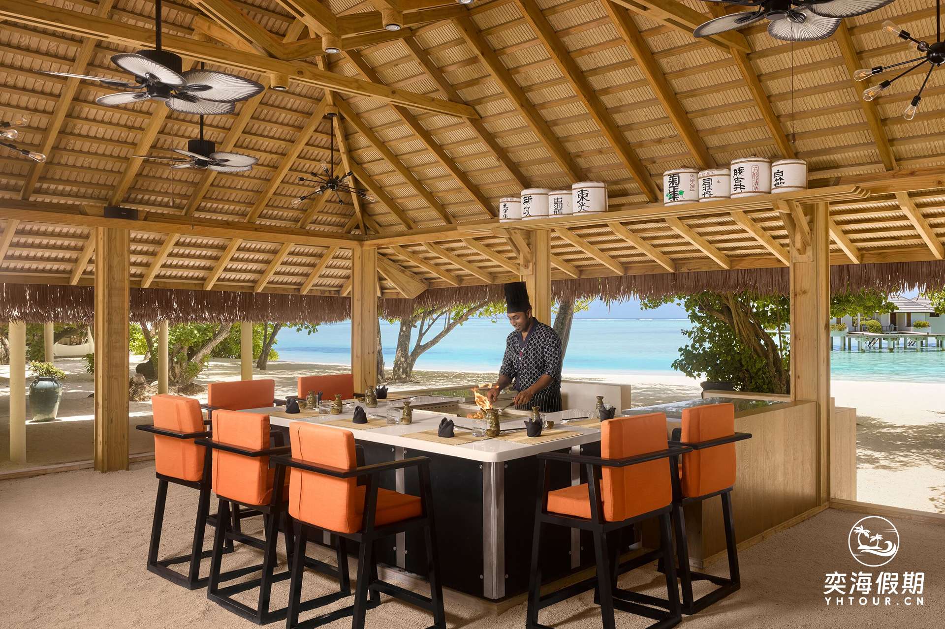 Villa Park - Japanese Restaurant - Seating - Large.jpg