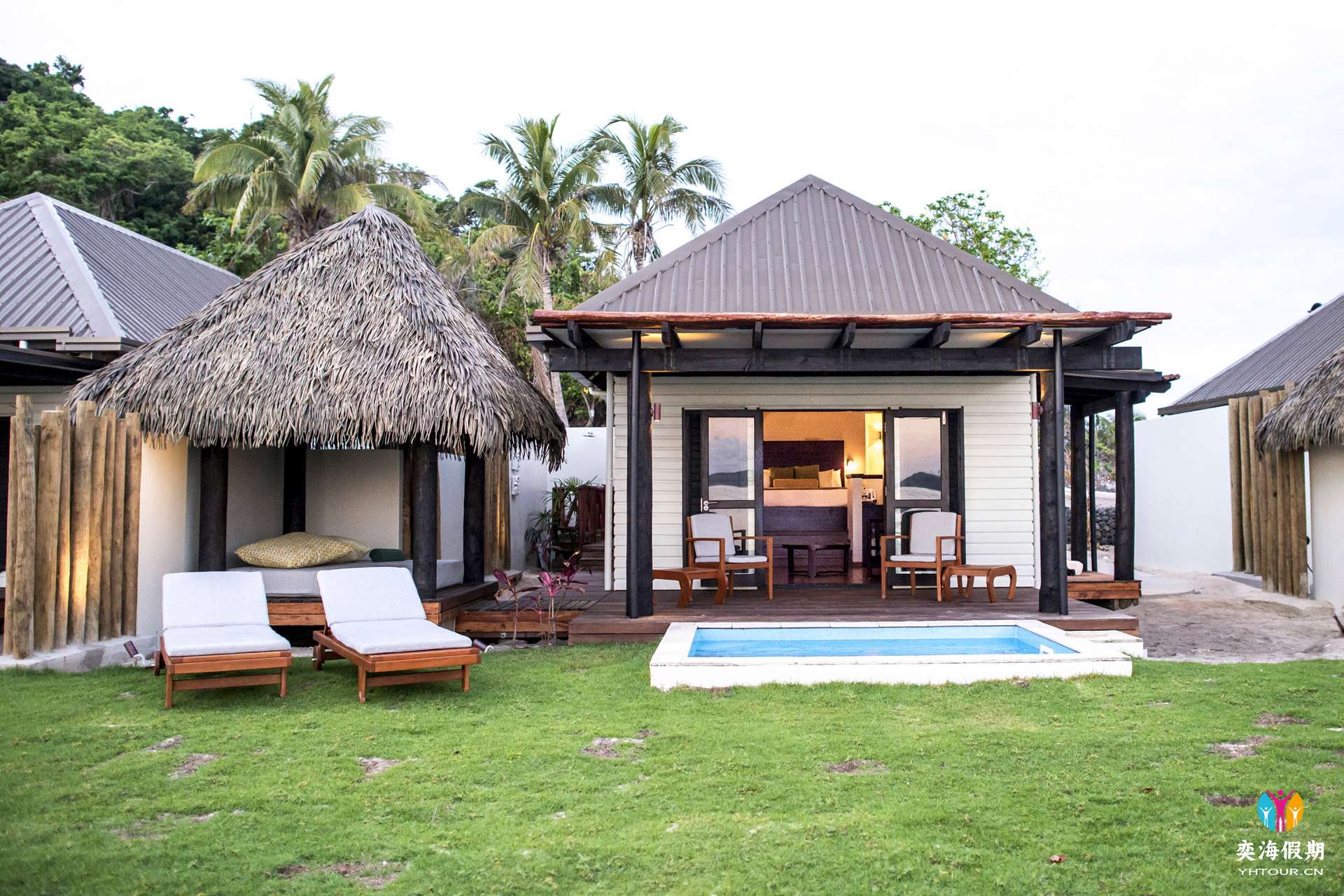 Beach front Villa11.jpg