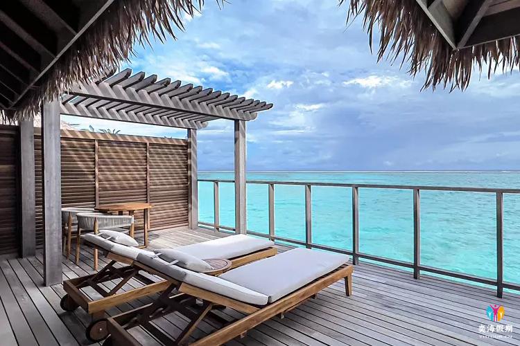 Sunrise Water Villa4.jpg