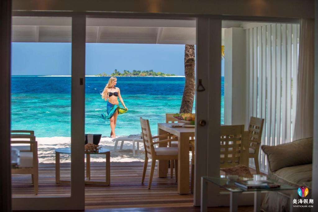 Beach Front Villa6.jpg