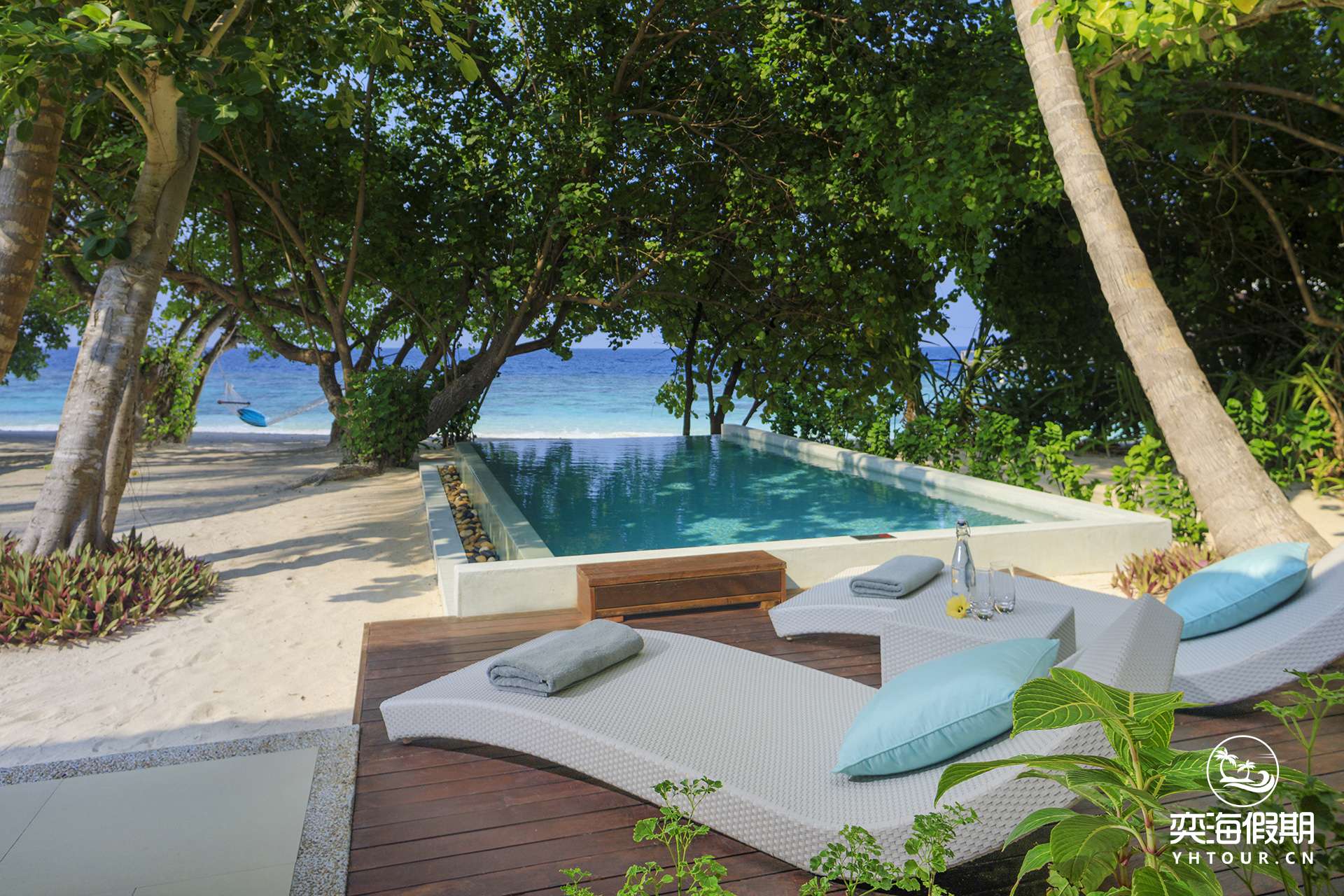 Beach Deluxe Villa With Pool_View From Terrace.jpg