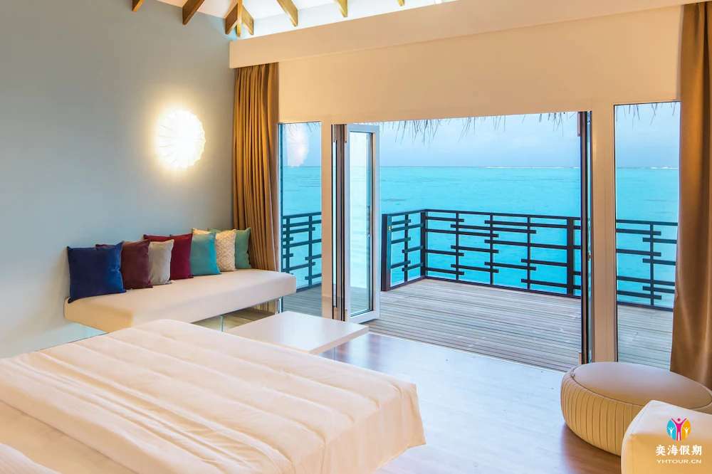 Lagoon Suite.webp.jpg