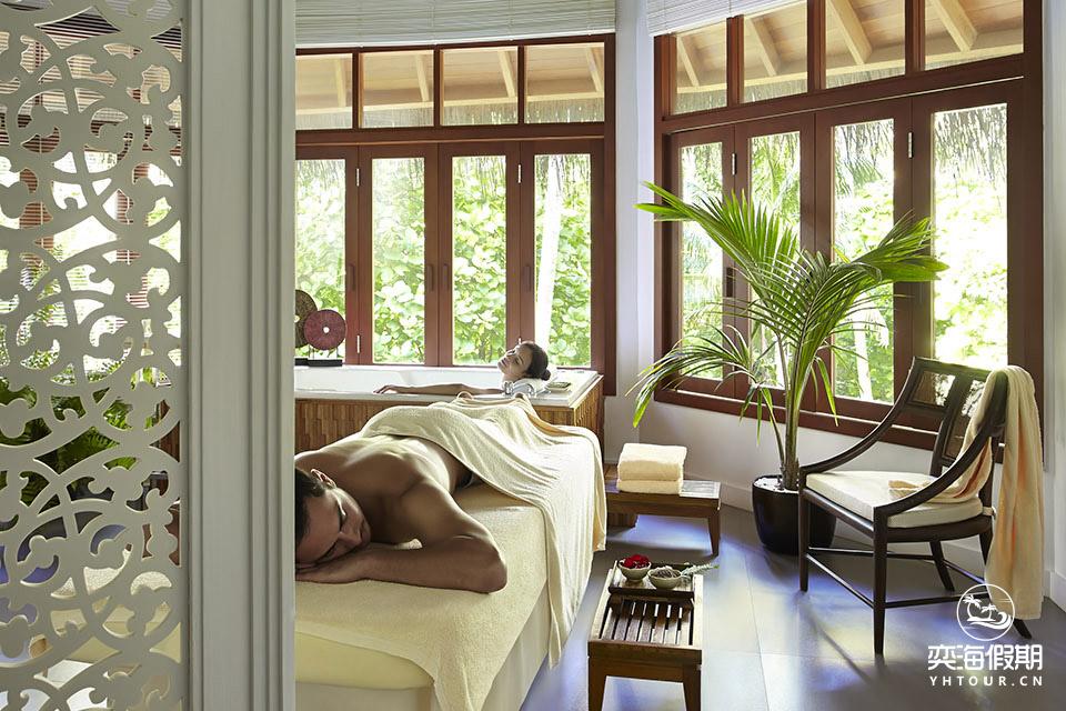 Devarana Spa -TreetopTreatment Room.jpg