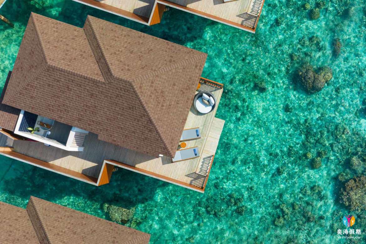 Over Water Villa2.jpg
