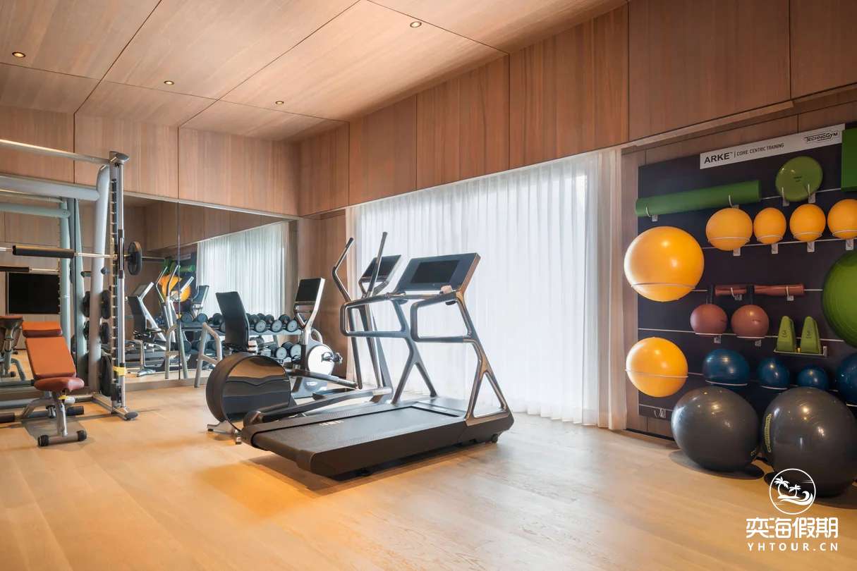 mlexr-gym-2683-hor-clsc.webp.jpg