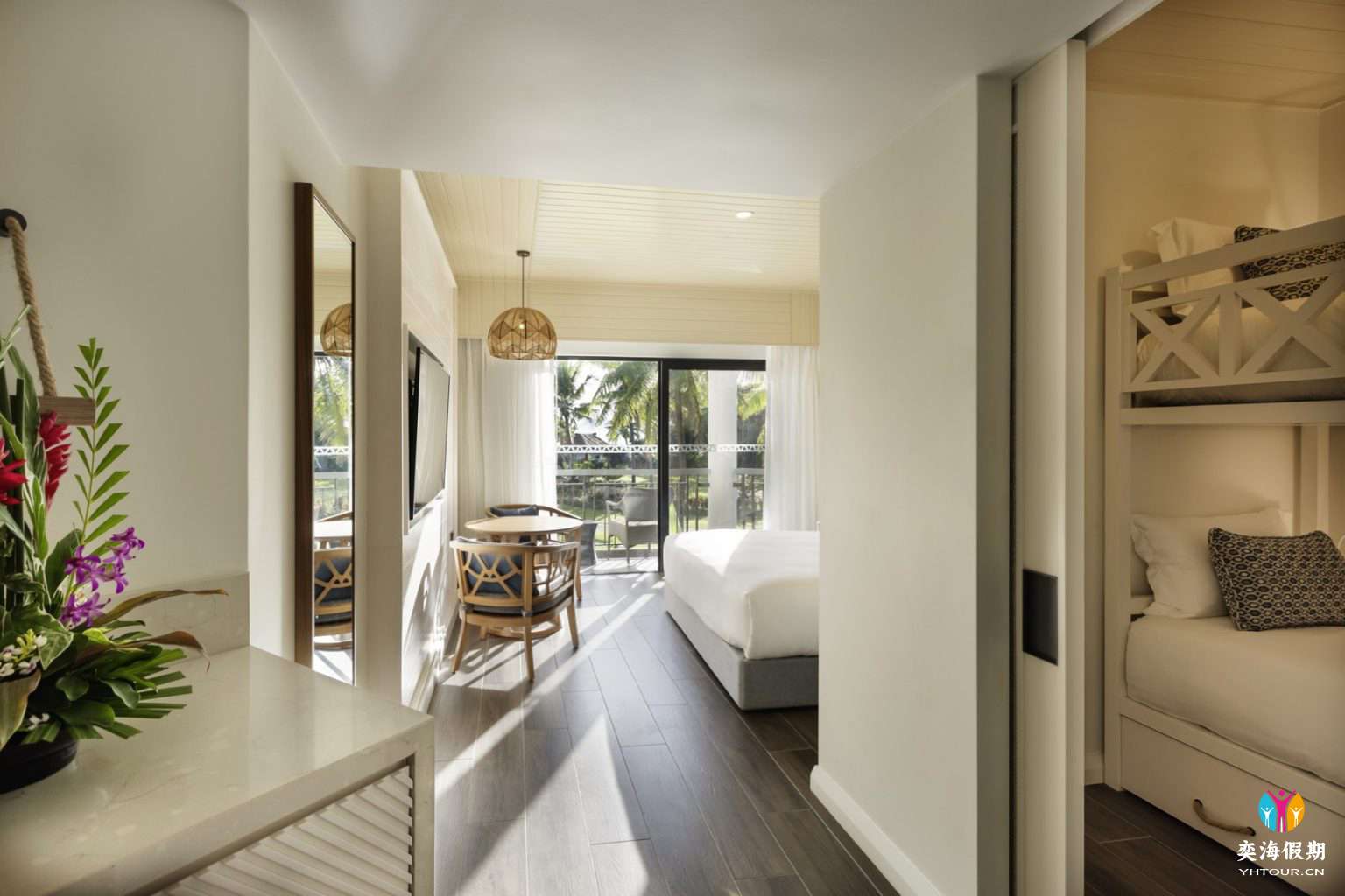 Family Room3.jpg