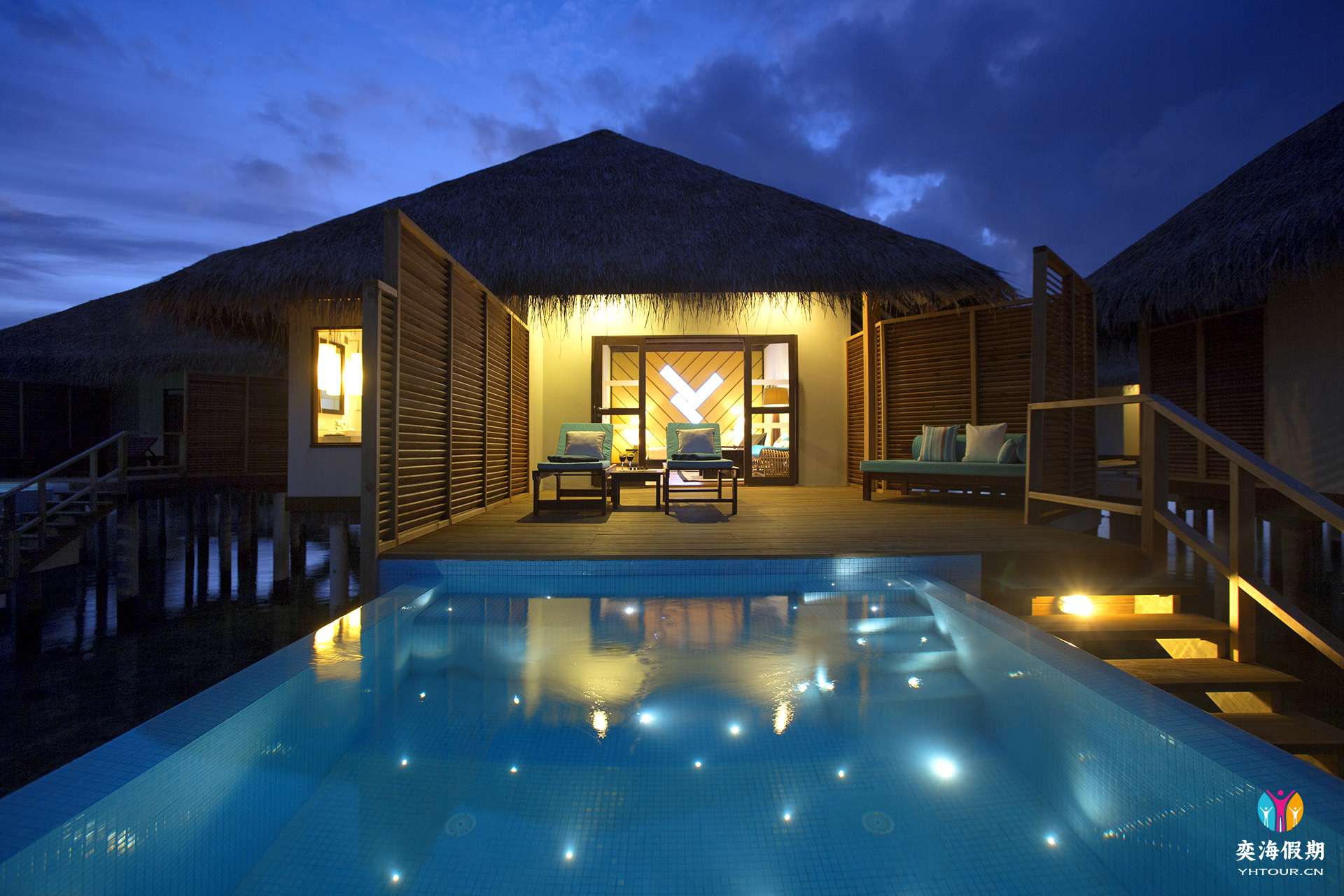 Water Bungalow with Pool3.jpg