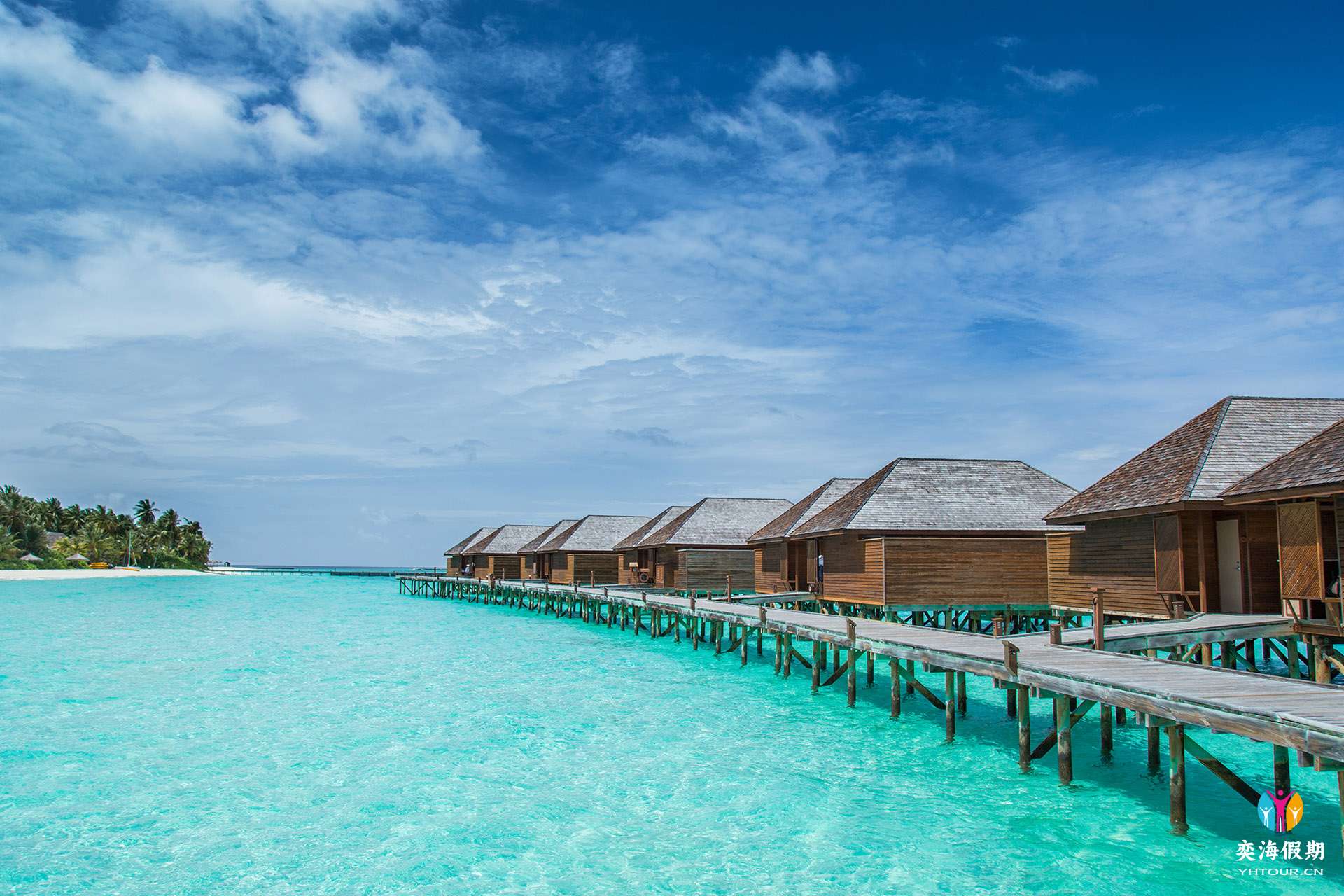 VeliganduJacuzziWaterVillaJetty4.jpg