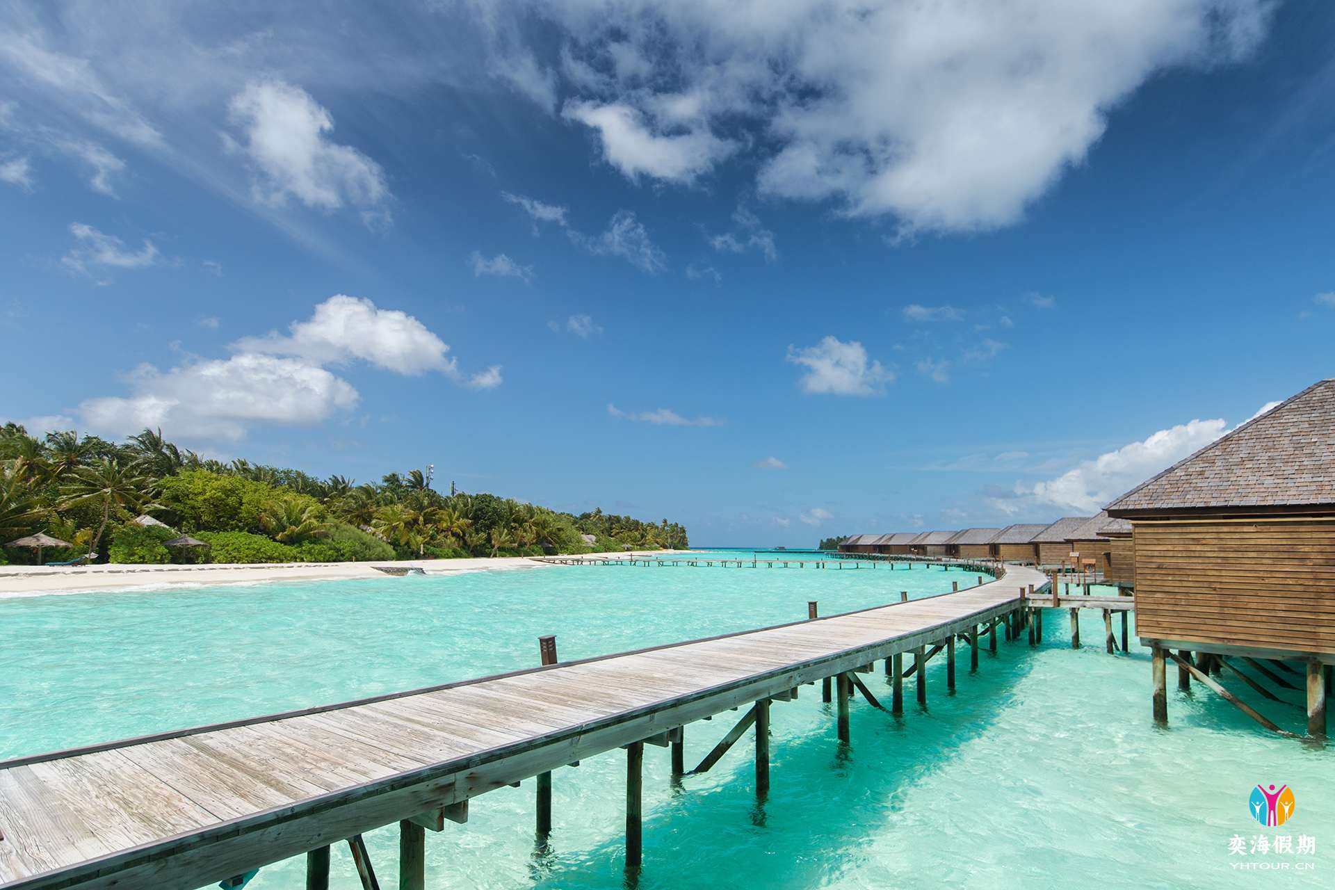 VeliganduJacuzziWaterVillaJetty3.jpg