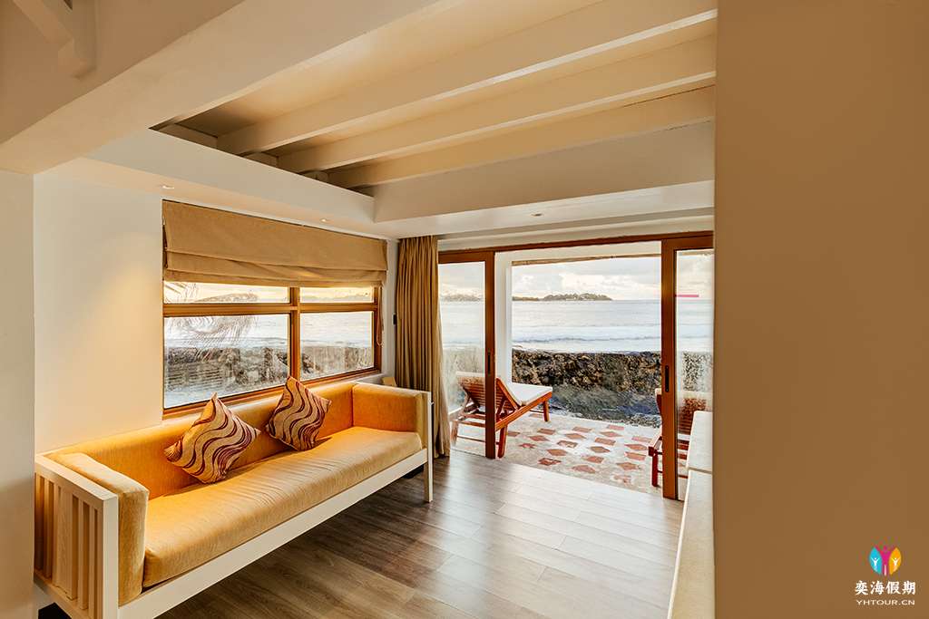 Duplex Garden Bungalow (Sitting Area).jpg