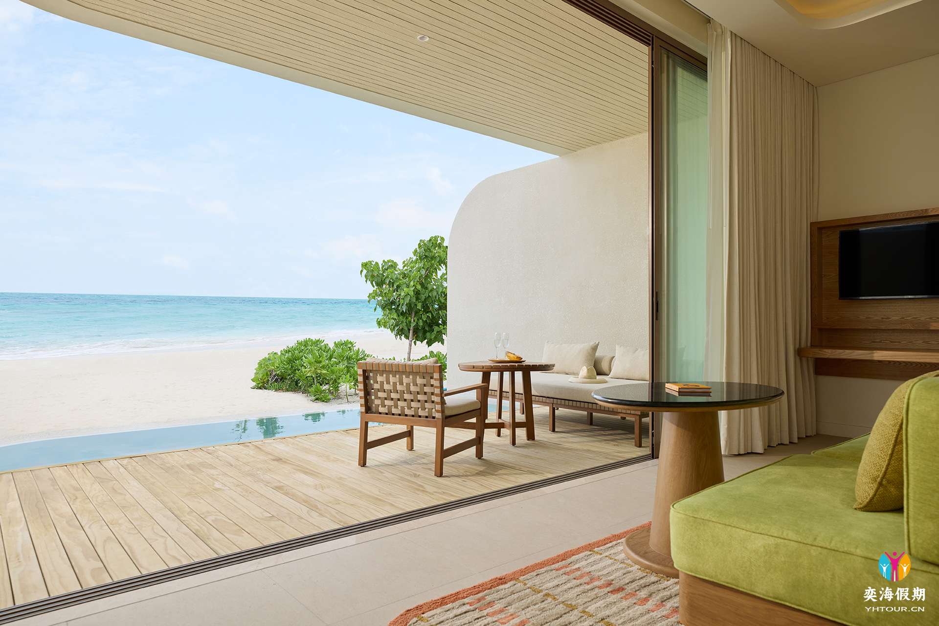 Sunset Beach Pool Villa5.jpg