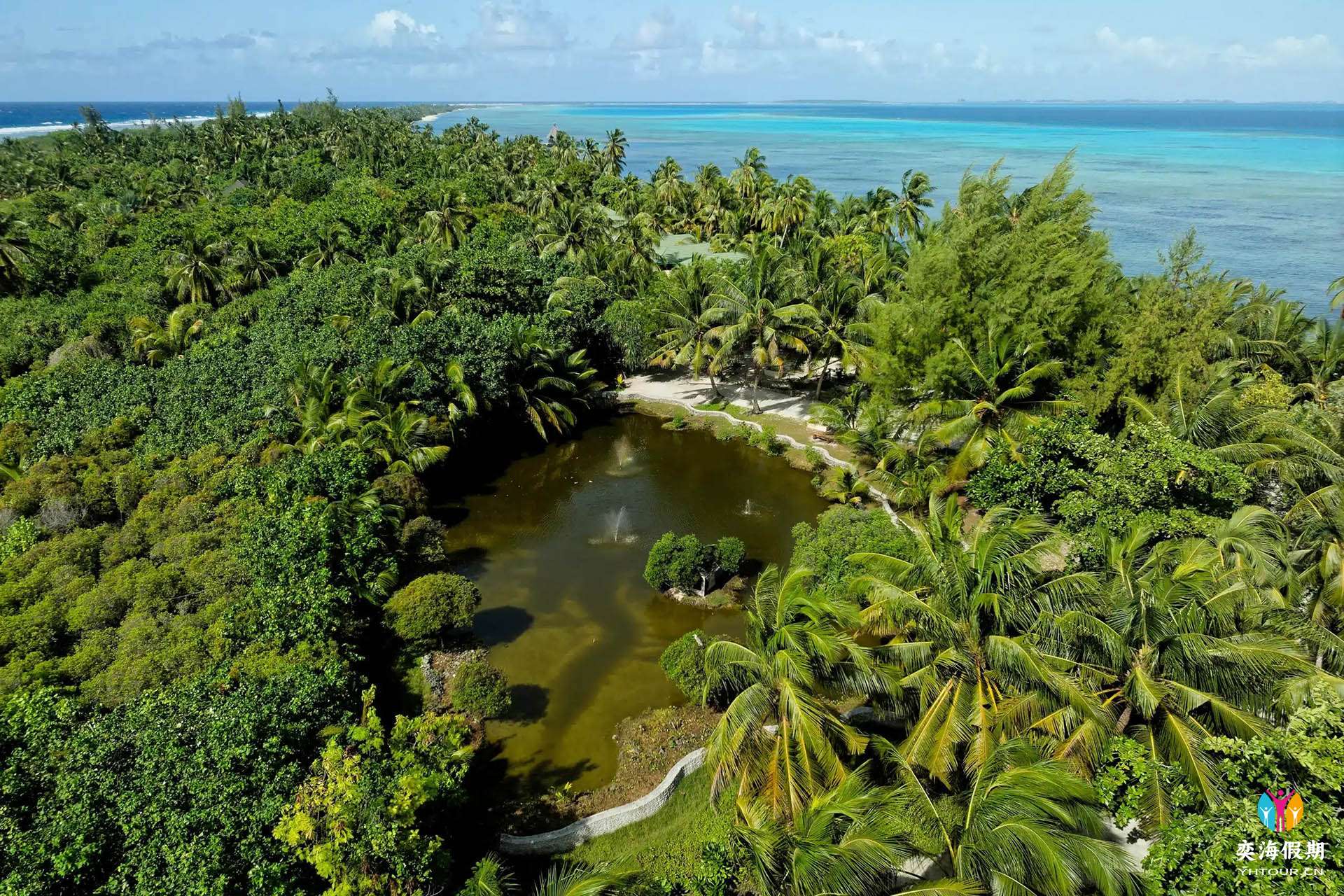 Canareef Maldives18.jpg