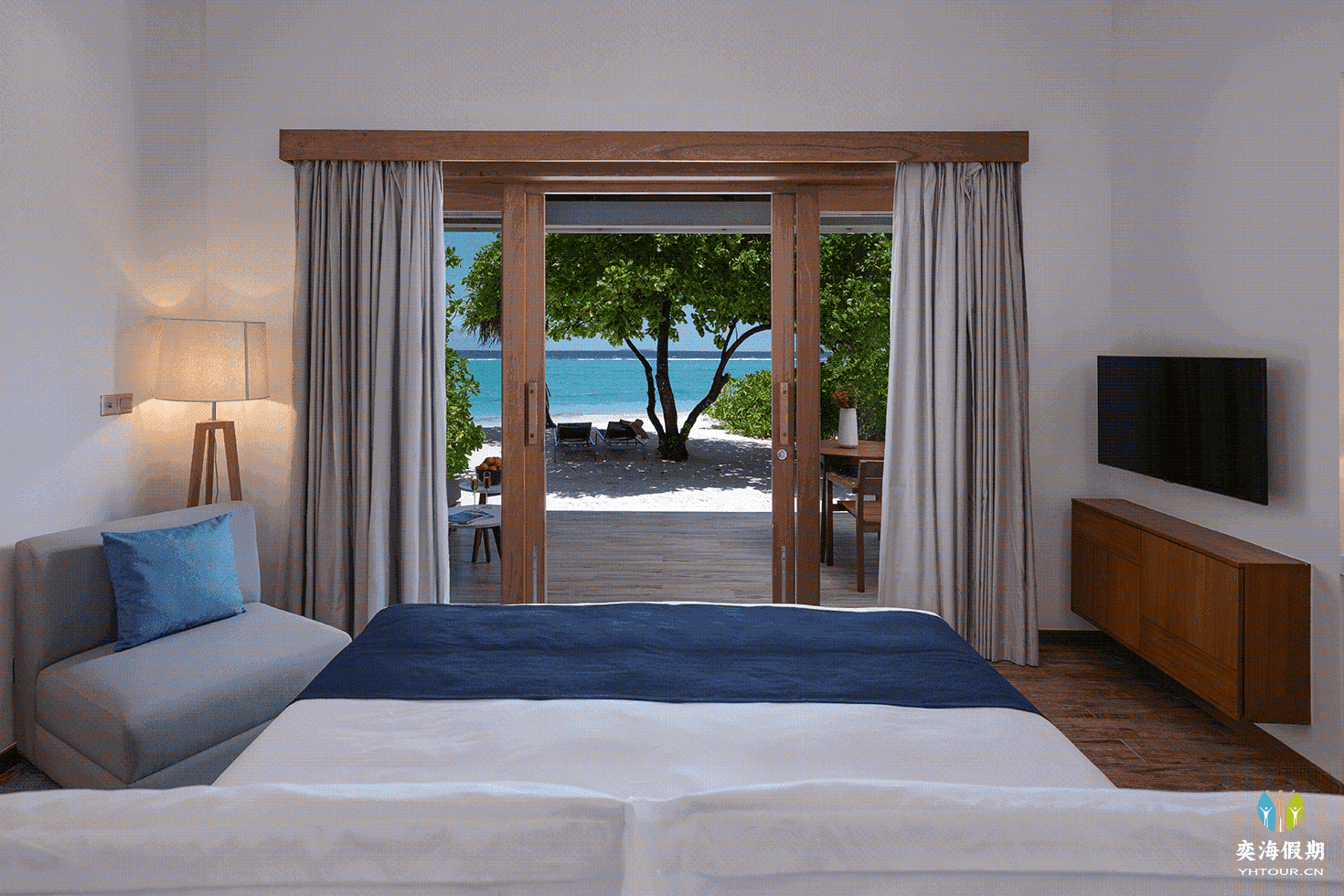 Sunset Beach Villa.png